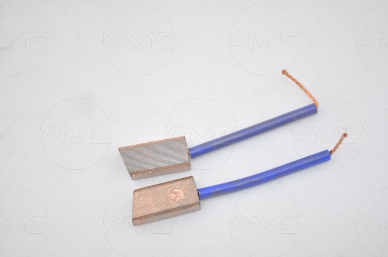 Щетка генератора (2шт) DAD25006/AMD.EL384 AMD