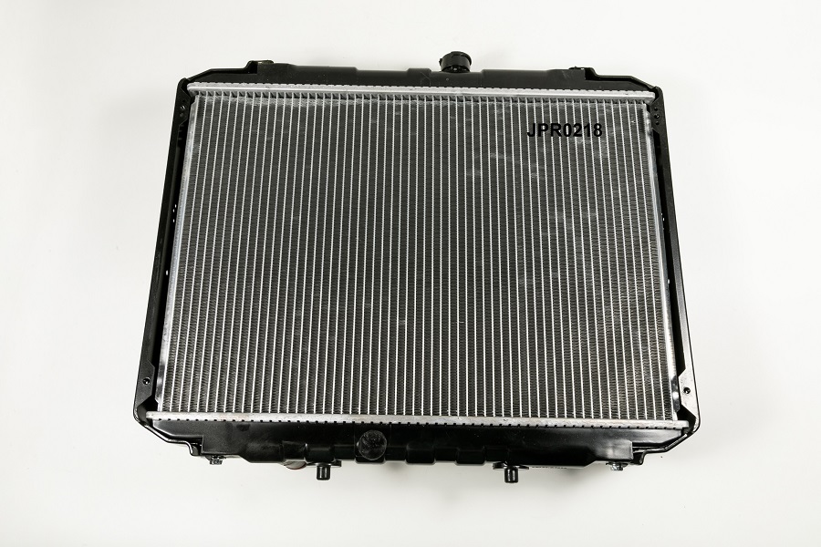 Радиатор двигателя 25310-4B001/GIJ21220 GANZ