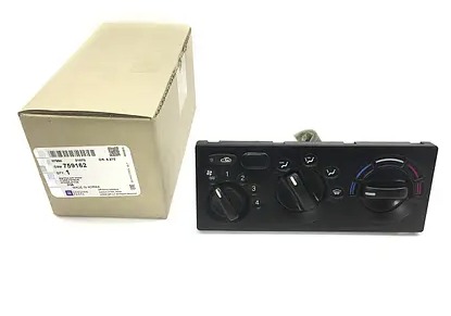 Блок управления отопителем 759162 GM