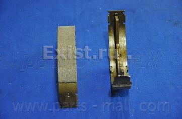 Колодки тормозные стояночные 58305-3KA00/PLA-028 PMC