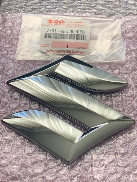 Эмблема 77811-65J00-0PG SUZUKI